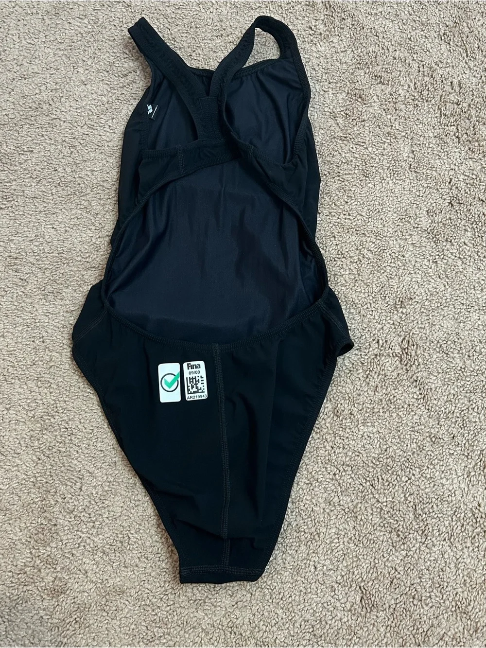Arena girls’ tech suit